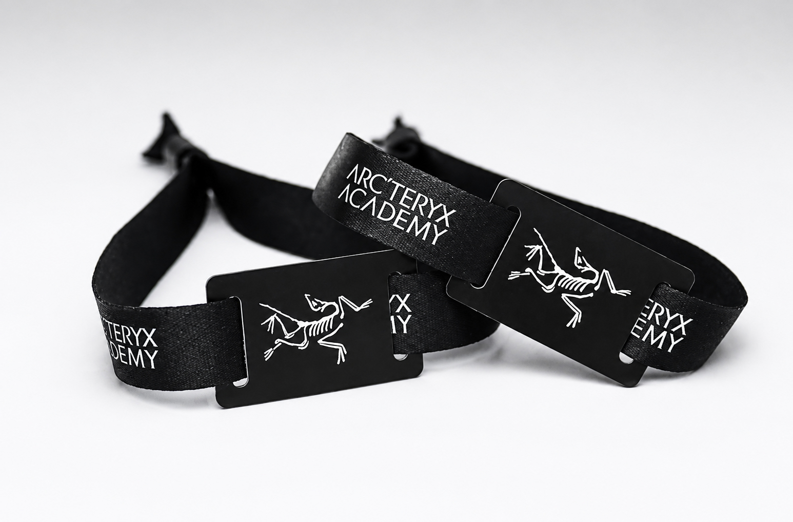 C12 RFID Fabric Wristbands